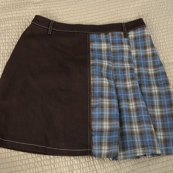 New with tags, papermoon, large Brown and Blue Plaid Women's Skirt - Picture 4 of 7